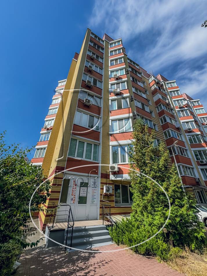 Салютная улица, 1Б Салютная улица, 1Б
