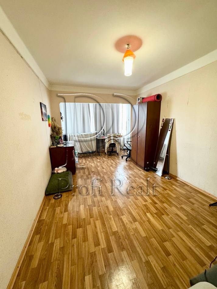 Булаховского Академика улица, 28Б