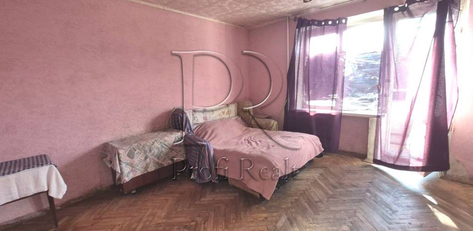 Львовская улица, 1/9