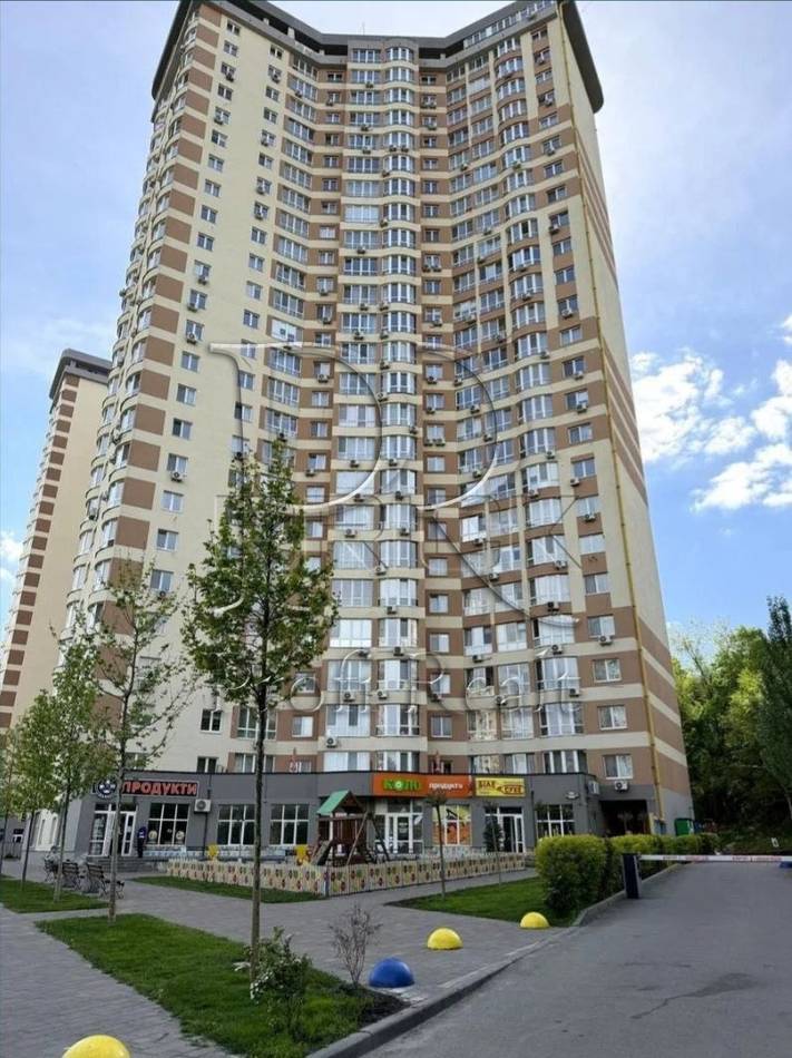 Новопольова вулиця, 2