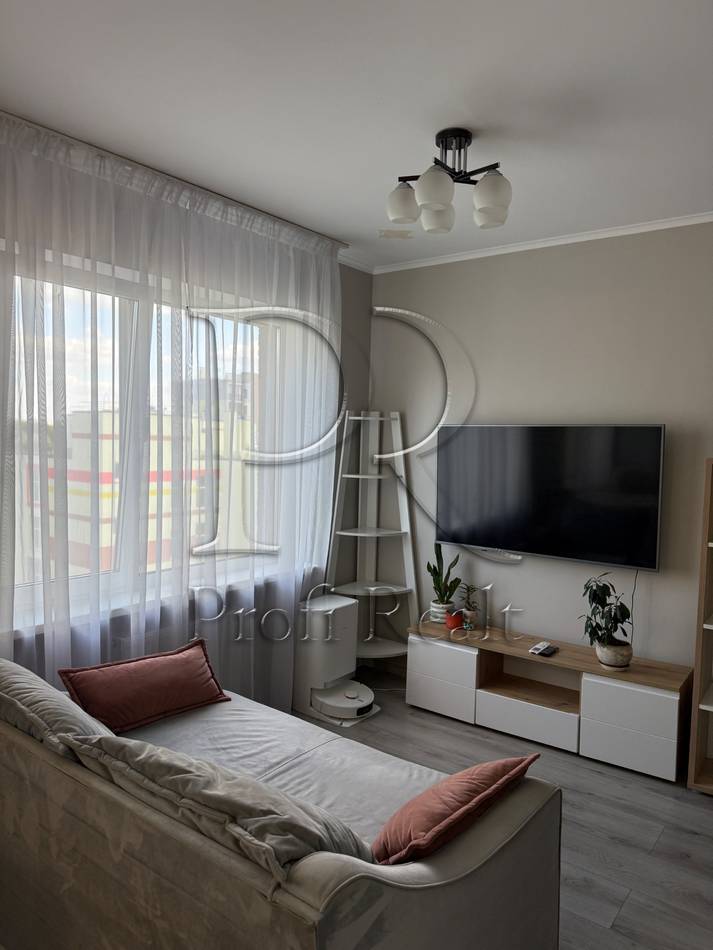 Стеценко улица, 75В