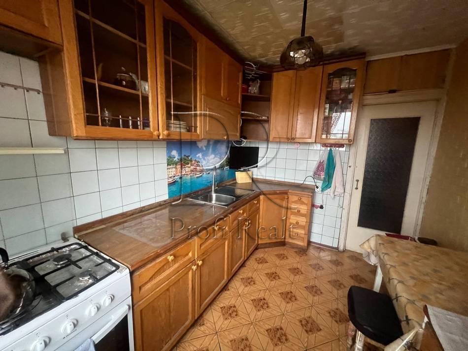 Российская улица, 82А